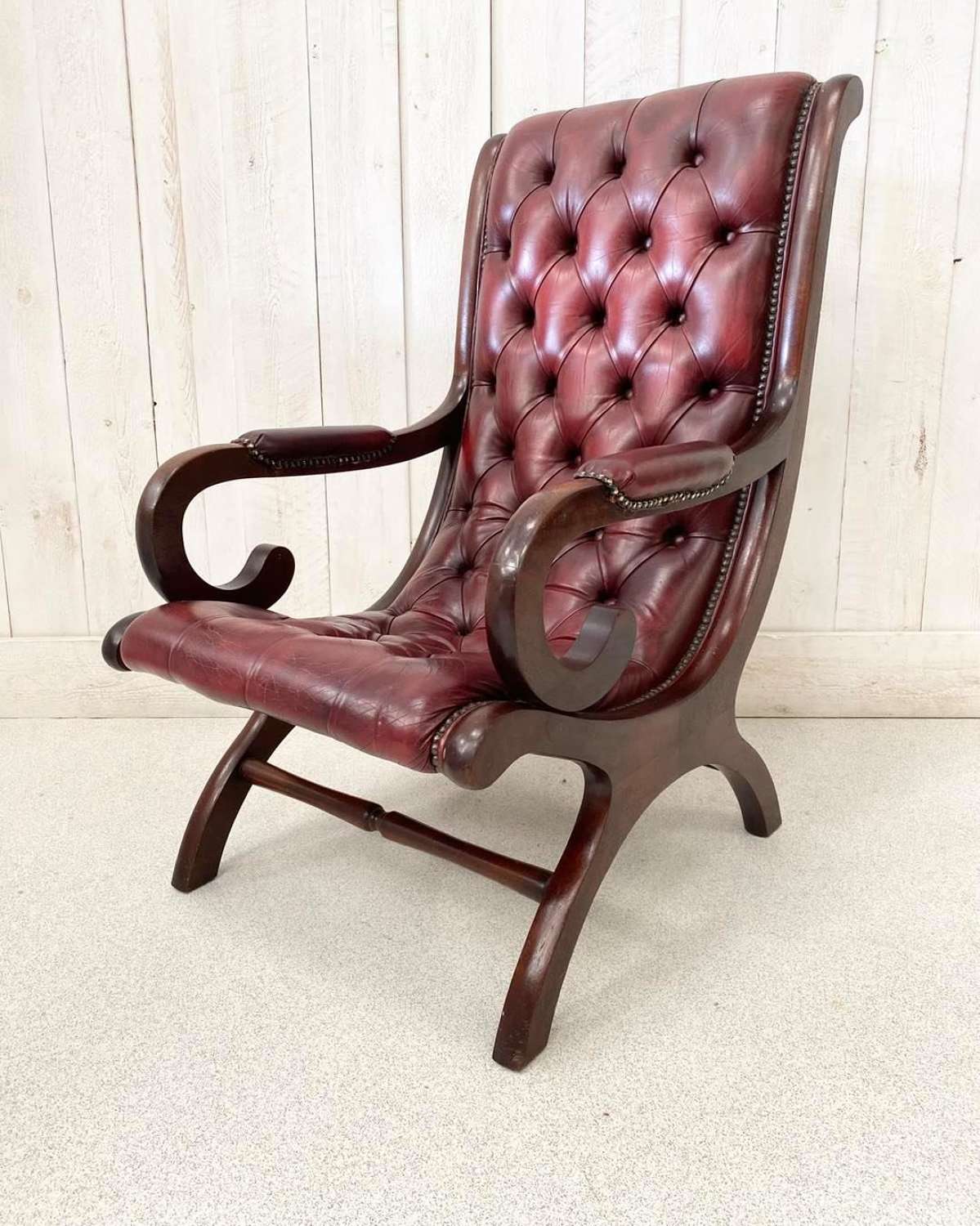 Mid Century Slipper Chair