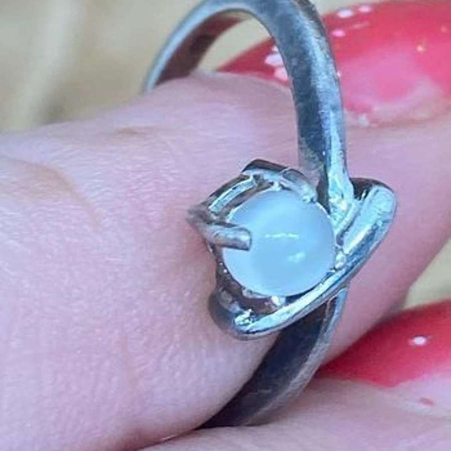 Lovely Silver Single Stone Ring