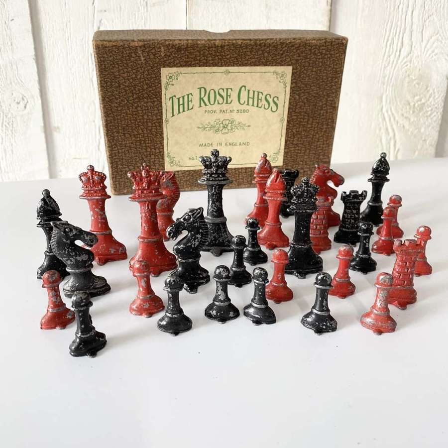 C1940 Chess Pieces