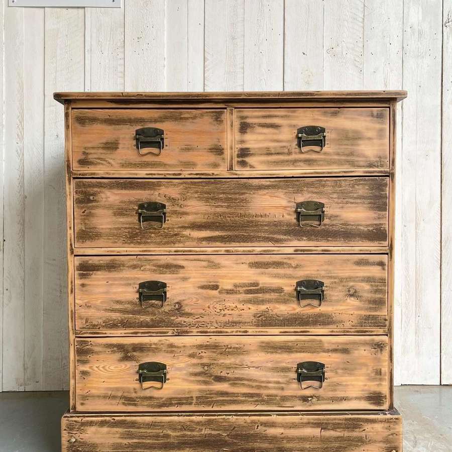 Victorian Chest of Drawers