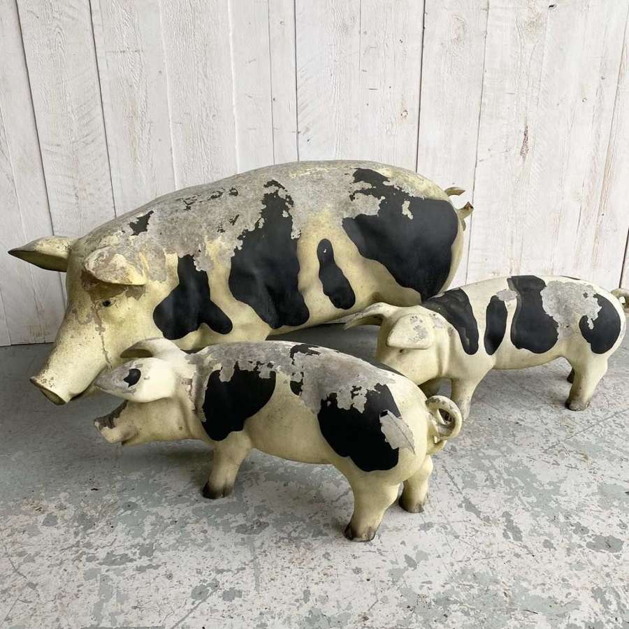 Set of 3 Butchers Resin Pigs